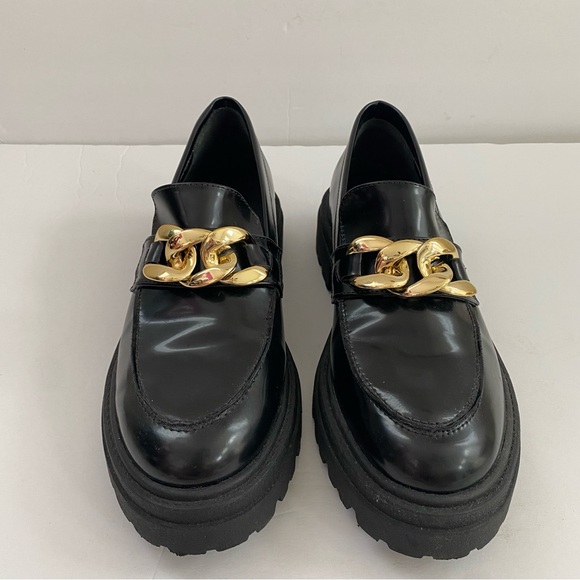 Steve Madden Makira Black Chunky Loafers with Gold Chain Size 8.5 - Picture 5 of 9